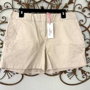 Vineyard Vines Dayboat Classic Khaki shorts size 10 NWT!